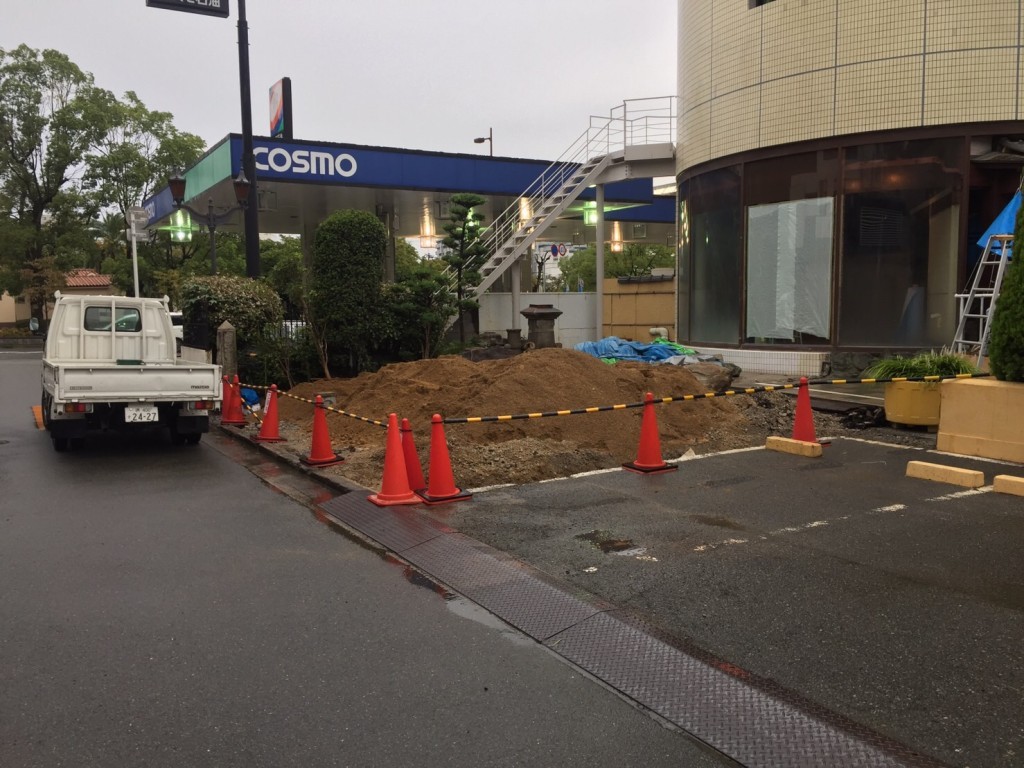 大阪　堺市堺区　飲食店の和風の庭造り