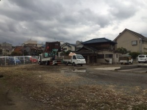 大阪　堺市西区鳳　庭・外構の解体工　第1期工事完了