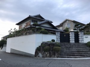 大阪　河内長野市美加の台　和風の庭、植木の剪定 ※７/２３完了